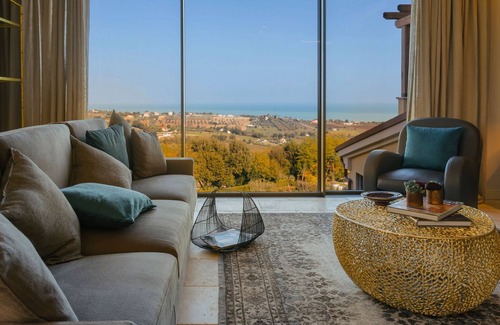 Civitanova Marche Villa | Belvilla by OYO Villa Eloise