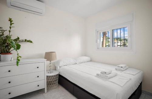 La Capellania Apartment | Benalmadena over the sea by Costarentals - Ref 17