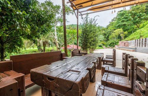 Teras House | Bentong Wellness Resort Uphill 8Room 40Pax by Verano Homestay