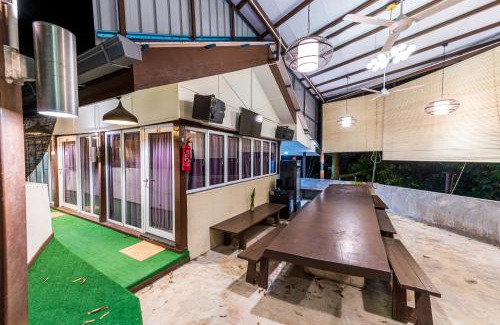 Teras House | Bentong Wellness Resort Uphill 8Room 40Pax by Verano Homestay