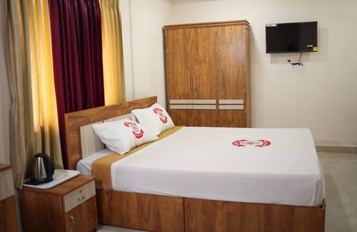 Ponnani Hotel | Benzy Tourist Home