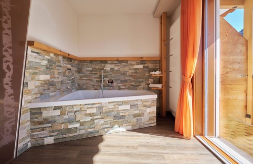 San Giovanni di Fassa Hotel | BERG HOTEL LATEMAR SPITZE