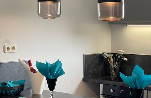 Bergisch Gladbach Apartment | Berg Messe OG, 2 Zimmer, W-lan, Homoffice