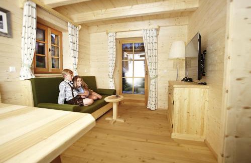 Donnersbachwald Resort | Bergdorf Riesner