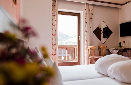Eng Alm House | Bergsteigerlager - DIE ENG Alpengasthof und Naturhotel