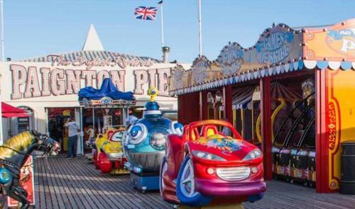 Paignton Bed & Breakfast | Berry Hotel