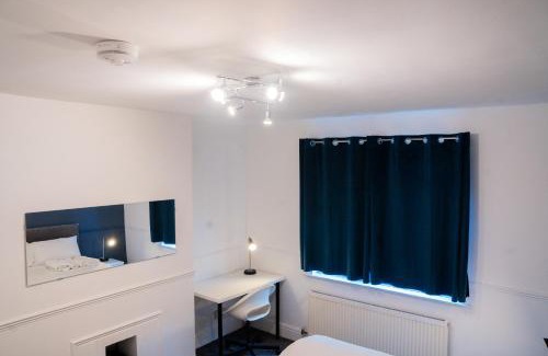 Wyken Bed & Breakfast | Berry Mansions - Comfort & Style