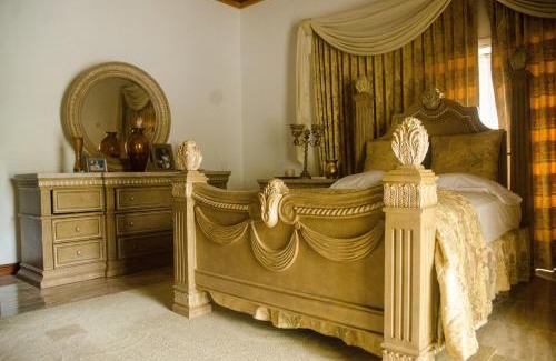 IronShore Estates Apartment | Bertrann Bed & Breakfast