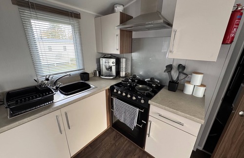 Berwick-upon-Tweed Apartment | Berwick-upon-tweed - Caravan - Sleeps 6 - Parking