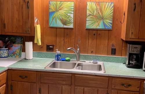 West Beach House | Best BEACHFRONT Kiawah Rates! Pup Friendly. Guests Love My Cozy Home.