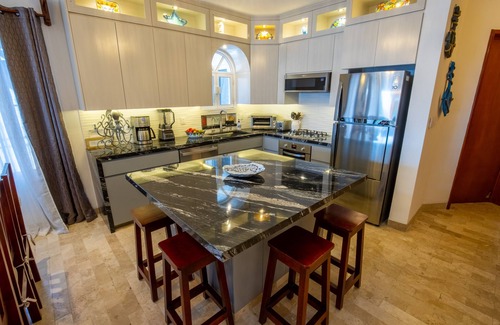 Cozumel Condo | BEST IN PARADISE! NEWLY REMODELED PENTHOUSE WITH PRIVATE ROOFTOP TERRACE!