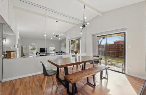Northeast Carrollton House | Best of Carrollton - Pool Luxury Patio and More