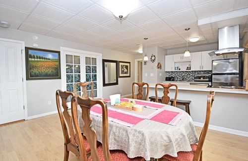 Fairbanks Apartment | Best site 4 northern lights! Live camera 4 aurora! Monthly rental rate possible.