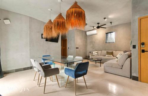 12th Street Apartment | Best Spot on 5th Ave - 2BR with King Beds & Style