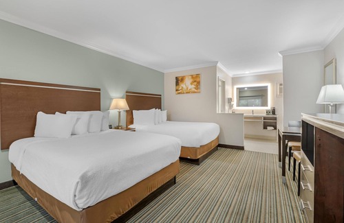 Anaheim Resort Hotel | Best Western Courtesy Inn Hotel - Anaheim Resort at the Park