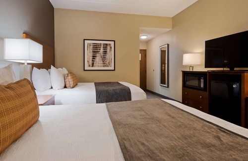 Effingham Hotel | Best Western Delta Inn