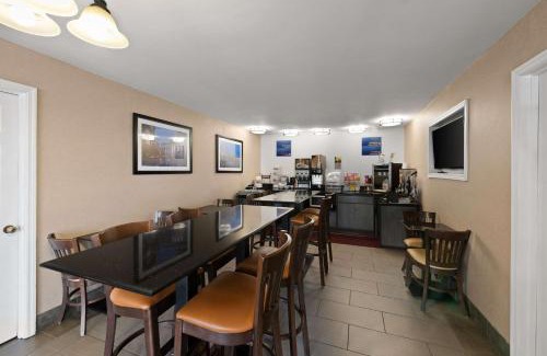 Grove City Hotel | Best Western Executive Inn