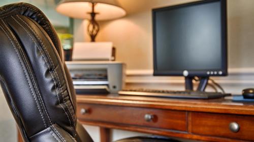 Bandon Hotel | Best Western Inn at Face Rock