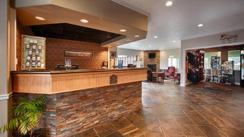Bandon Hotel | Best Western Inn at Face Rock