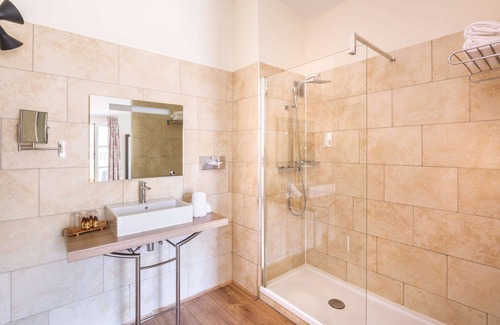 Nimes City Centre Hotel | Best Western Le Marquis de La Baume