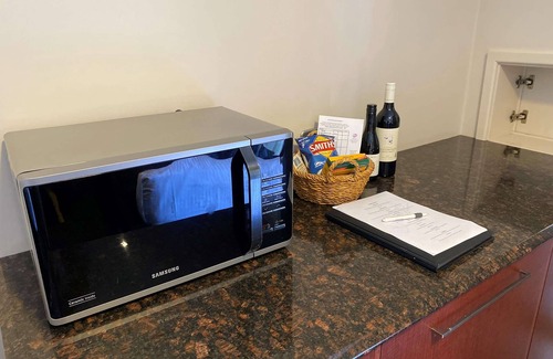 South Tamworth Hotel | Best Western Plus All Settlers Motor Inn