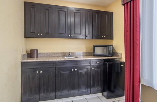 Bessemer Hotel | Best Western Plus Bessemer Hotel & Suites