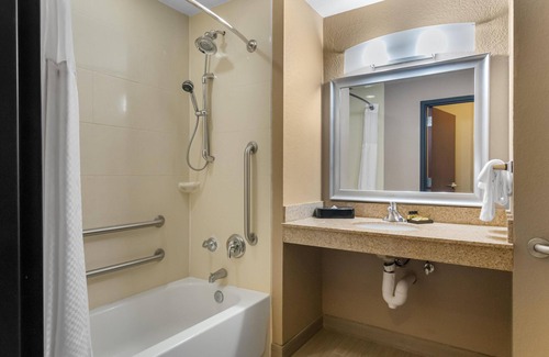 Hiawatha Hotel | Best Western Plus Hiawatha Hotel
