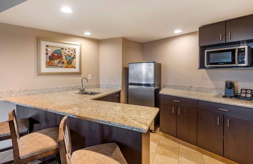 Seven Hills Hotel | Best Western Plus Las Vegas South Henderson