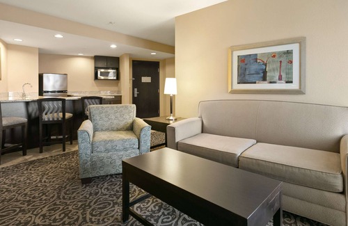 Seven Hills Hotel | Best Western Plus Las Vegas South Henderson