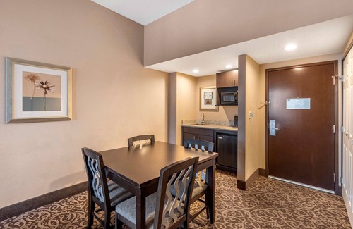 Seven Hills Hotel | Best Western Plus Las Vegas South Henderson