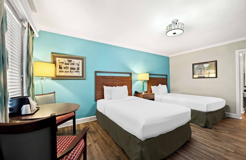 Walnut Street Hotel | Best Western Route 66 Rail Haven