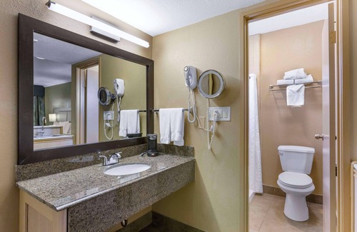 Dunbar Spring Hotel | Best Western Royal Sun Inn & Suites