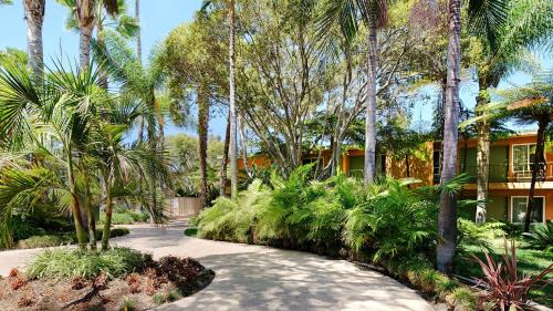 Mission Valley Hotel | Best Western Seven Seas
