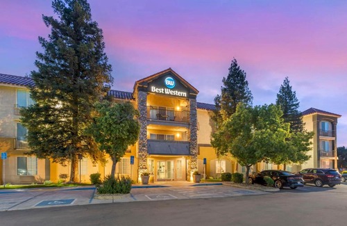 Visalia Hotel | Best Western Visalia Hotel