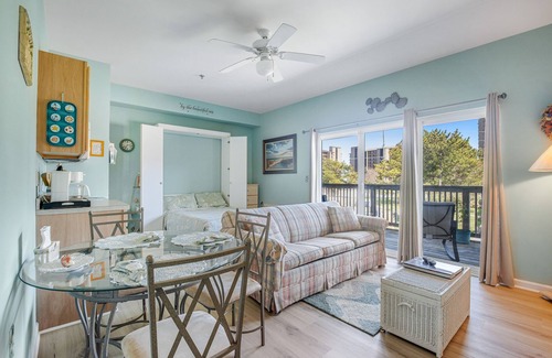 Bethany Beach Condo | Bethany Beach Inn suite close to beach with free WiFi, central AC, & balcony