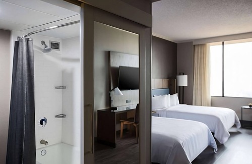 Nashville Resort | Better Choice For Your Vacation! 2 Modern Units, Close to Nissan Stadium