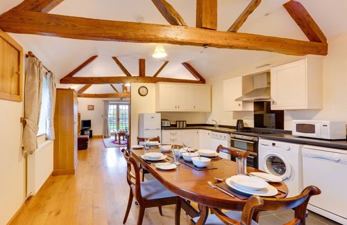 Llanfair Caereinion House | Beudy'r Copa - Two Bedroom House, Sleeps 4