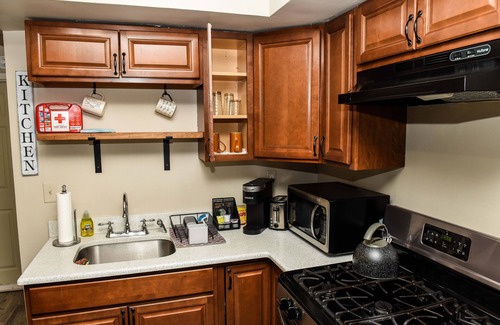 Queens Apartment | Beyond Stay near UBS & JFK Airport