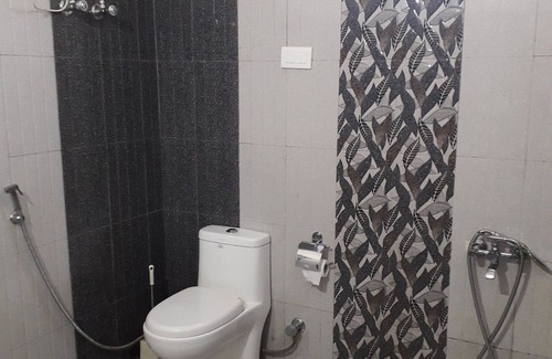 Sandoa Hotel | Beyond Stay Tikker Narkanda Cottage