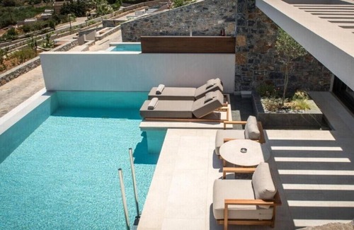 Agia Pelagia Apartment | BH760 - C - Suite Heraklion