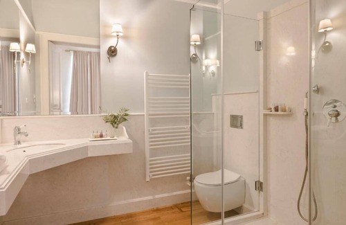 Koukaki Apartment | BHA035 - C - Suite Athens