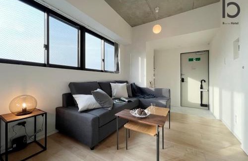 Hiroshima City Centre Apartment | bHOTEL Nekoyard - Secure Studio, Walkable to Peace Park & Downtown