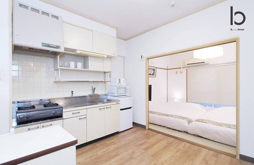 Hiroshima City Centre Apartment | bHotel135 1 BR for 4 ppl mins walk to Peace Park