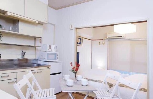 Hiroshima City Centre Apartment | bHotel135 1 BR for 4 ppl mins walk to Peace Park