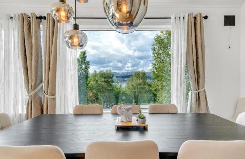 Tromso Apartment | Big Aurora Family Apartment I Gym I Free Parking