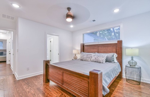 Belvedere Park Cottage | Big Backyard Bungalow