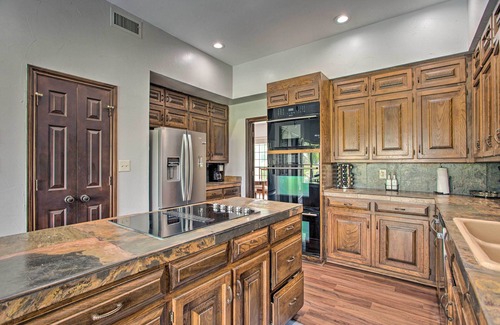 Denton County House | ‘Big Barrels Ranch' on 50 Acres: Countryside Views