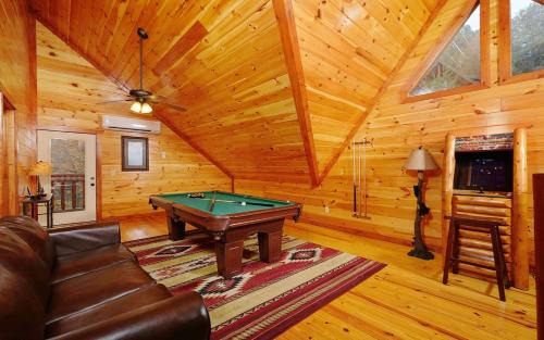 Gatlinburg - Pigeon Forge Villa | Big Bear Plunge
