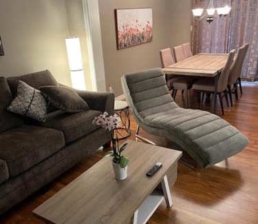 Ottawa Division House | Big Bedroom, 24