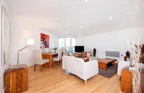 Vauxhall Apartment | Big Flat close to Big Ben